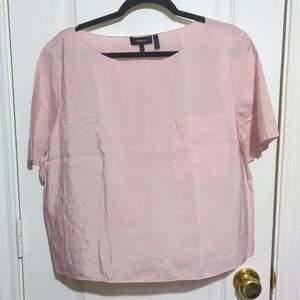 Theory Box Cut Silk Light Crop Tee in light pink